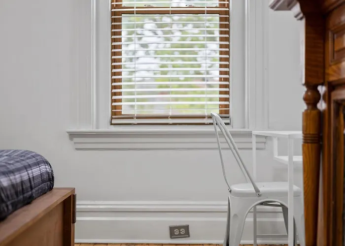 Oakland, !c Bright And Stylish Private Bedroom With Shared Bathroom Homestay *