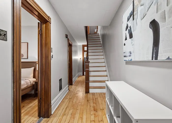 Oakland, !c Bright And Stylish Private Bedroom With Shared Bathroom *